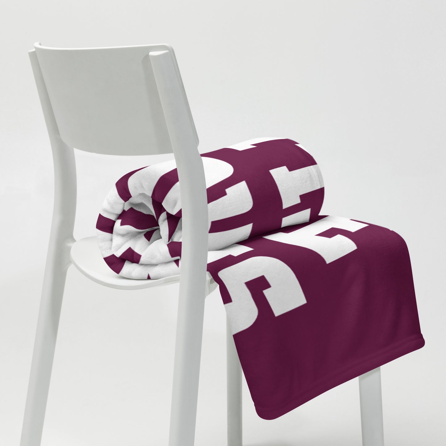 Roanoke Cycling: Light-Weight Throw Blanket / Maroon